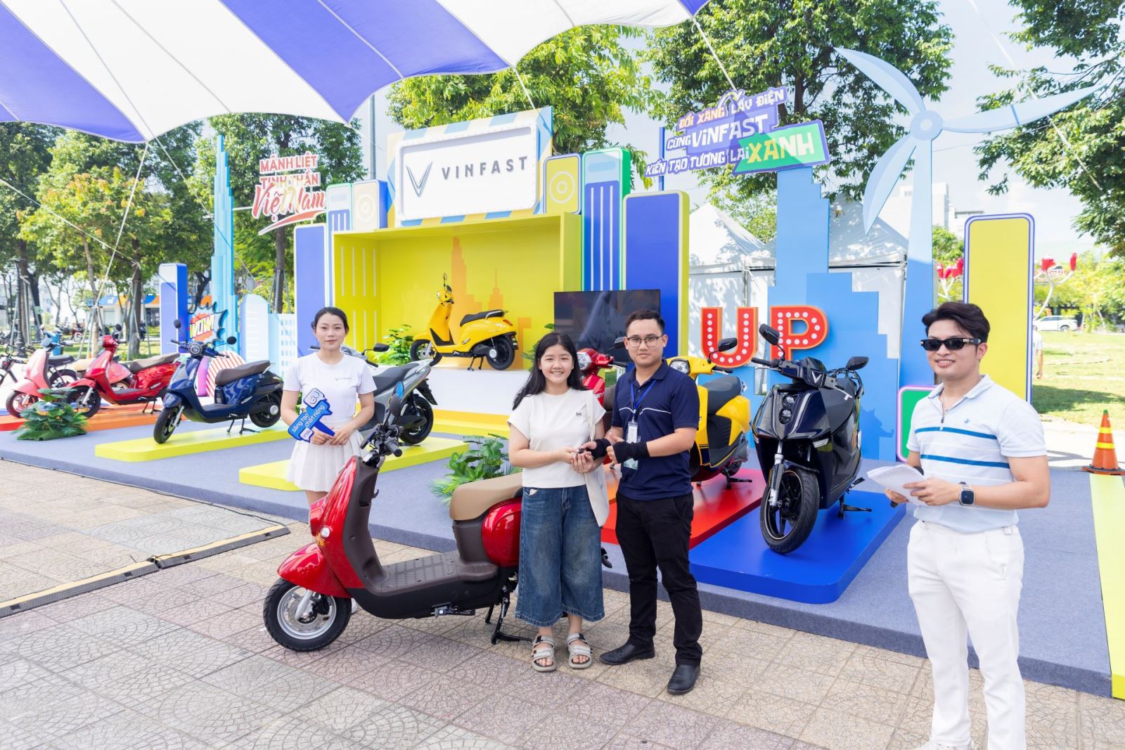 Mẫu VinFast Motio được các bạn trẻ đánh giá cao.