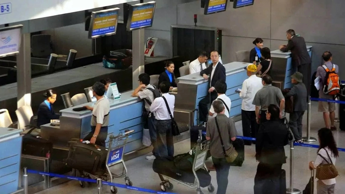 Đề xuất tạm hoãn xuất cảnh với cá nhân nợ thuế từ 10 triệu đồng. (Ảnh: Báo Công Thương)