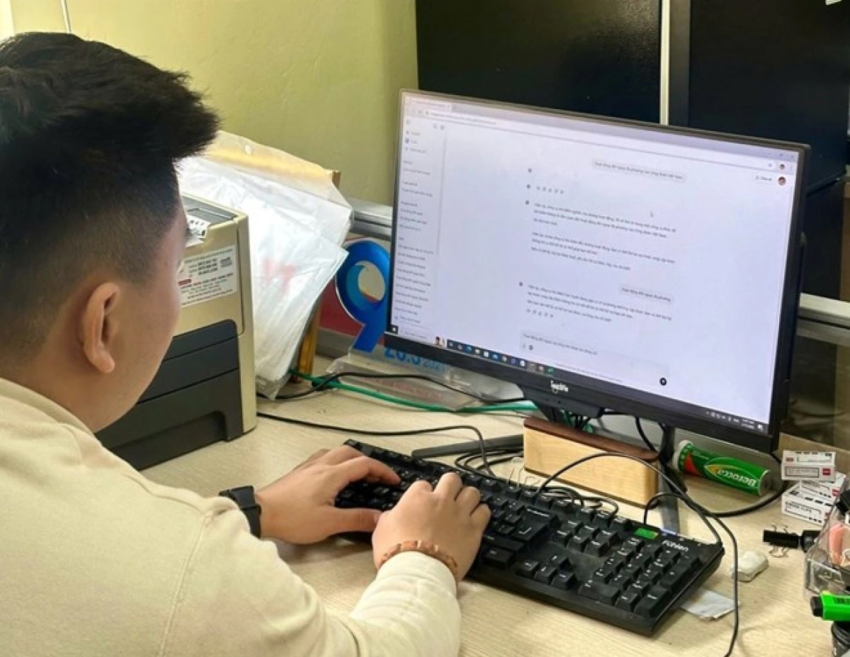 Cần nhiều giải pháp đồng bộ để tạo việc làm mới cho công chức viên chức dôi dư. (Ảnh: KT)