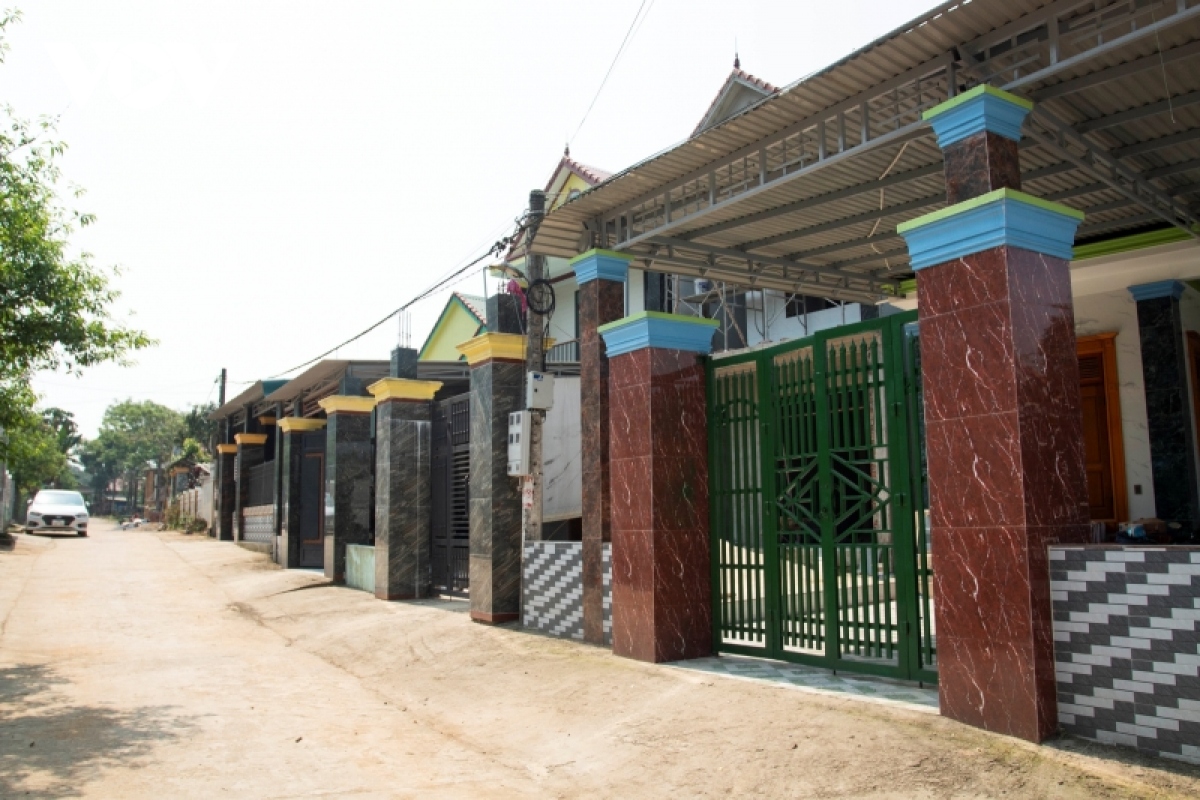 Diện mạo nông thôn tại huyện Tuyên Hóa ngày càng thay đổi, khang trang.