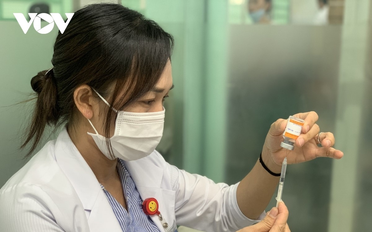 Tiêm vắc-xin là biện pháp hữu hiệu để phòng bệnh sởi. (Ảnh minh họa: Kim Dung)