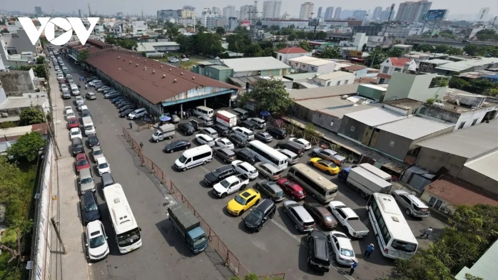 Cục Đăng kiểm Việt Nam cho biết, nguy cơ ùn tắc đăng kiểm thời gian tới hiện hữu do sẽ thiếu lượng lớn đăng kiểm viên sau khi các vụ án về đăng kiểm được đưa ra xét xử.